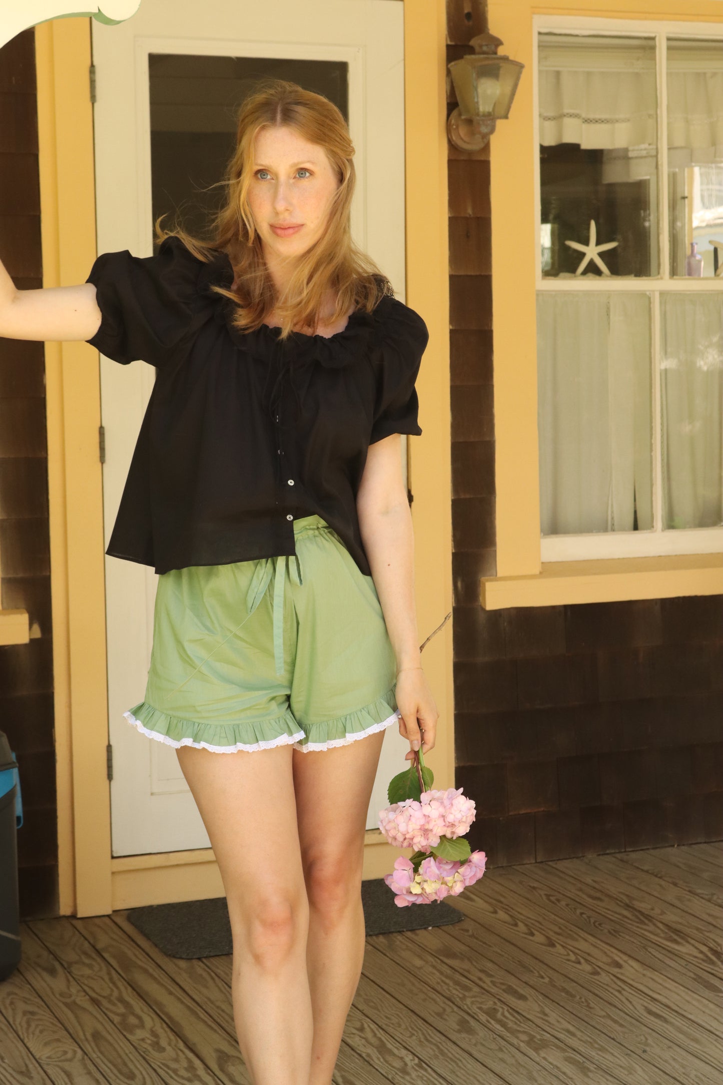 Jane Blouse in Noir