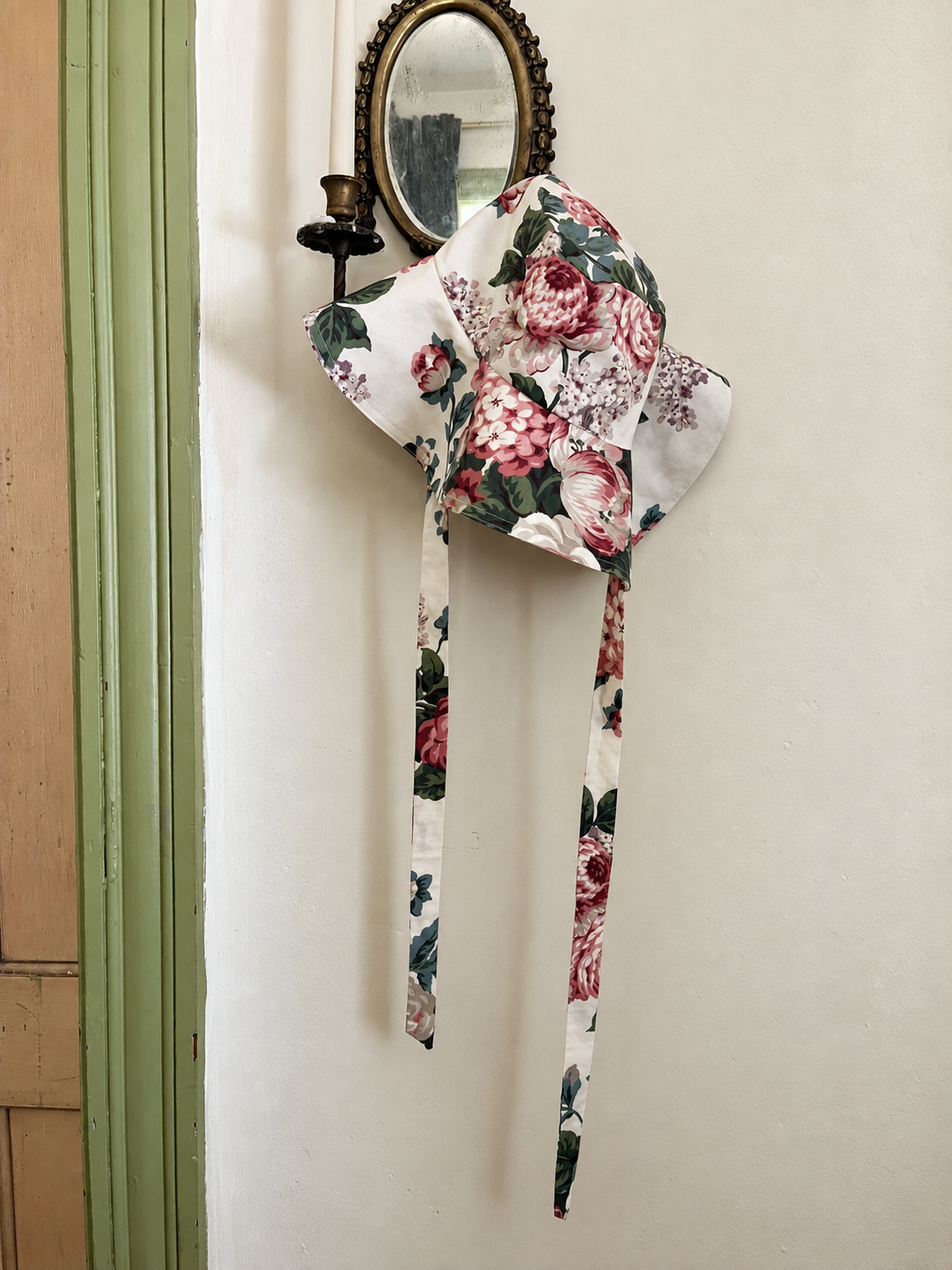 The Sun Bonnet in Garden Floral
