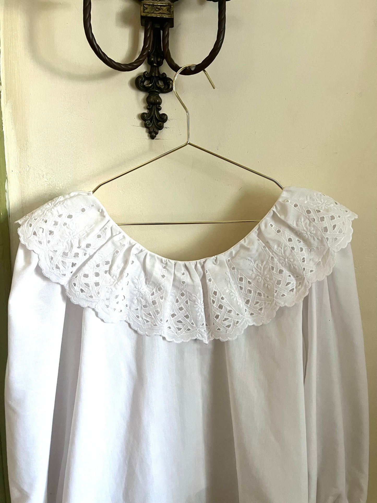 3/4 Slv Jane Blouse in Embroidered Lait