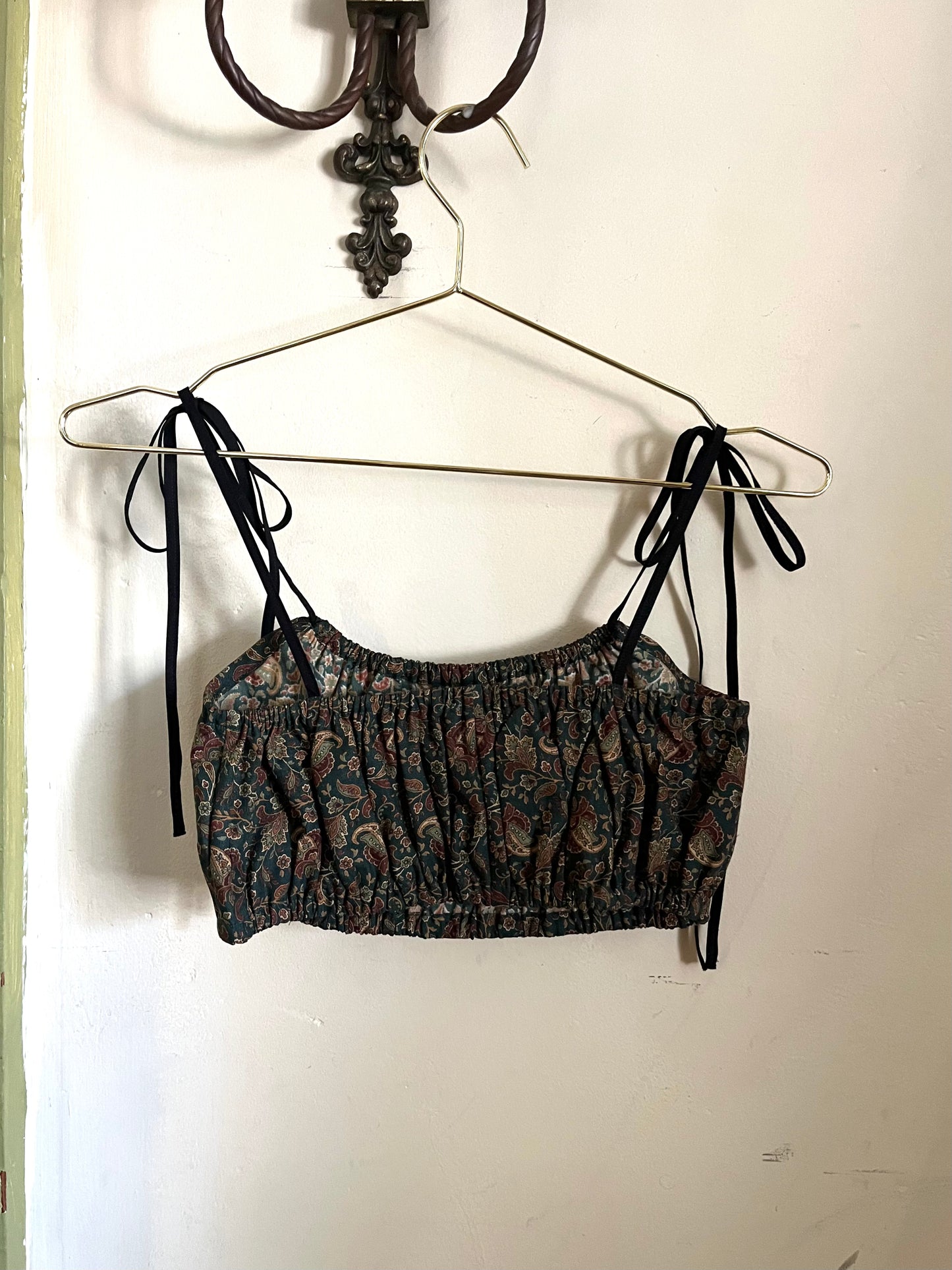 Picnic Top in Evergreen Paisley