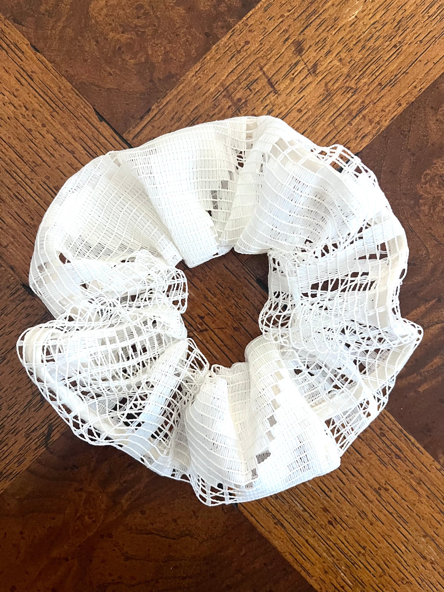 The Scrunchie in Vintage Lace