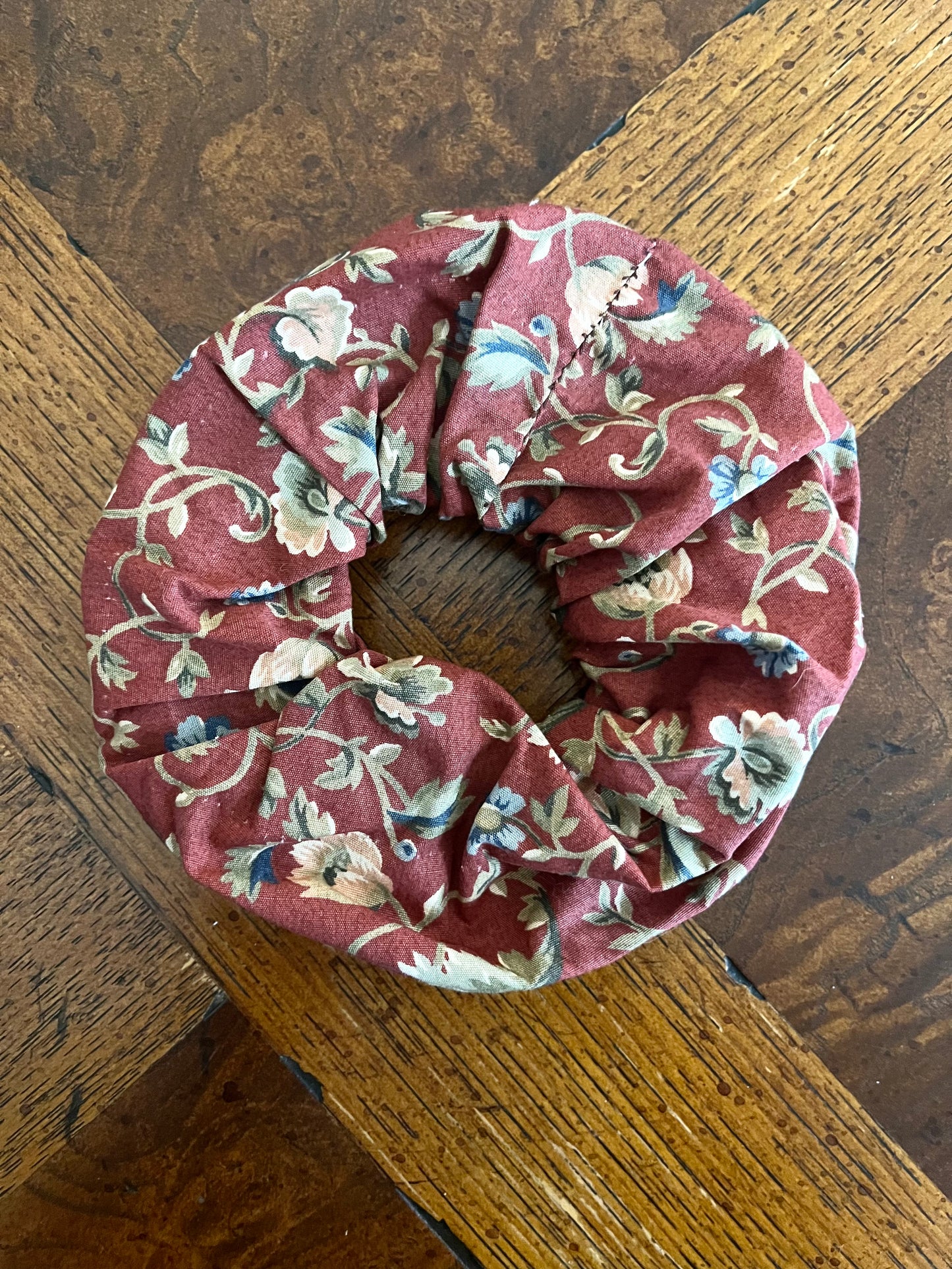The Scrunchie in Paprika Paisley