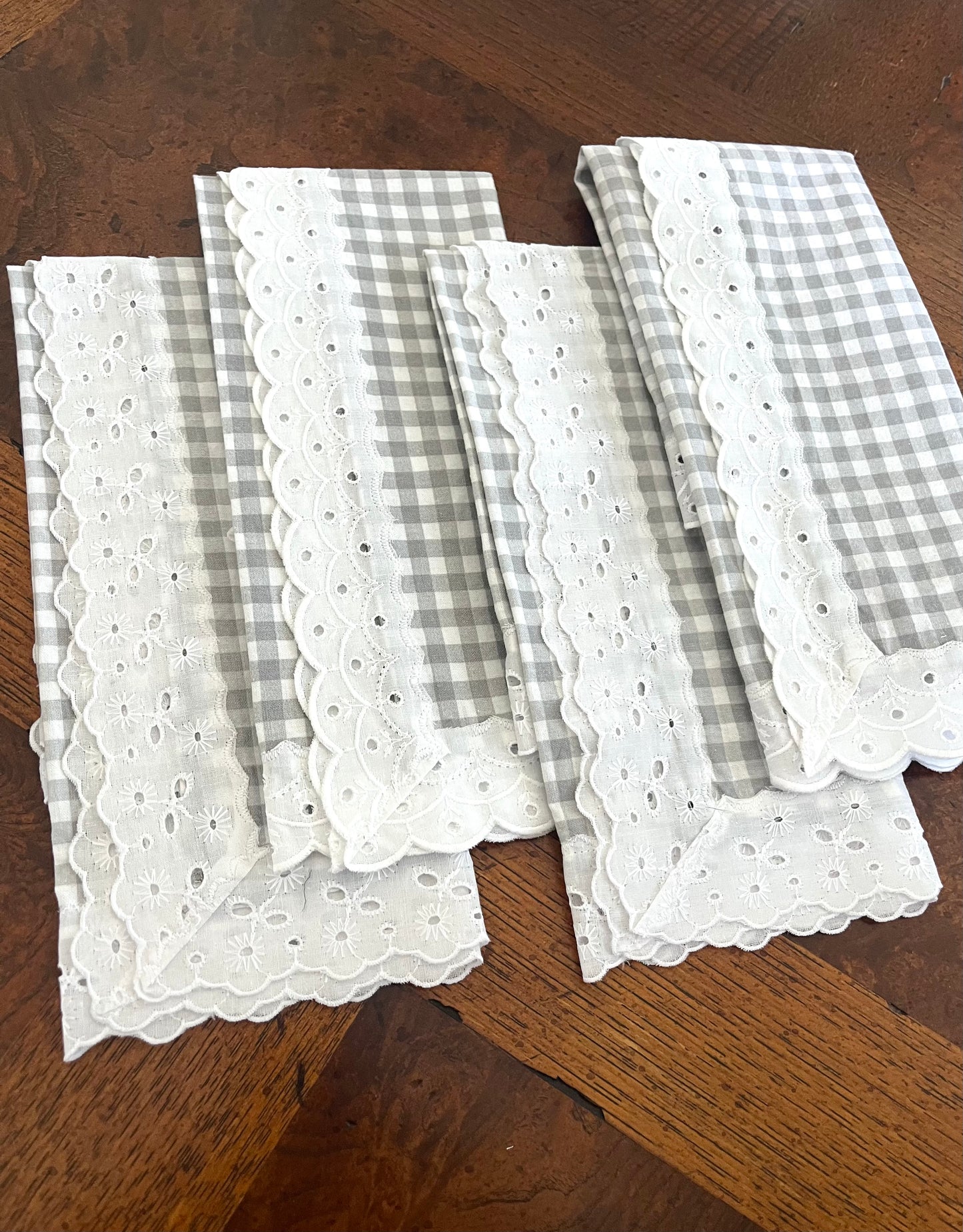 Dinner Napkins in Fog Gingham with Wide Scalloped Lace (Set of 4)