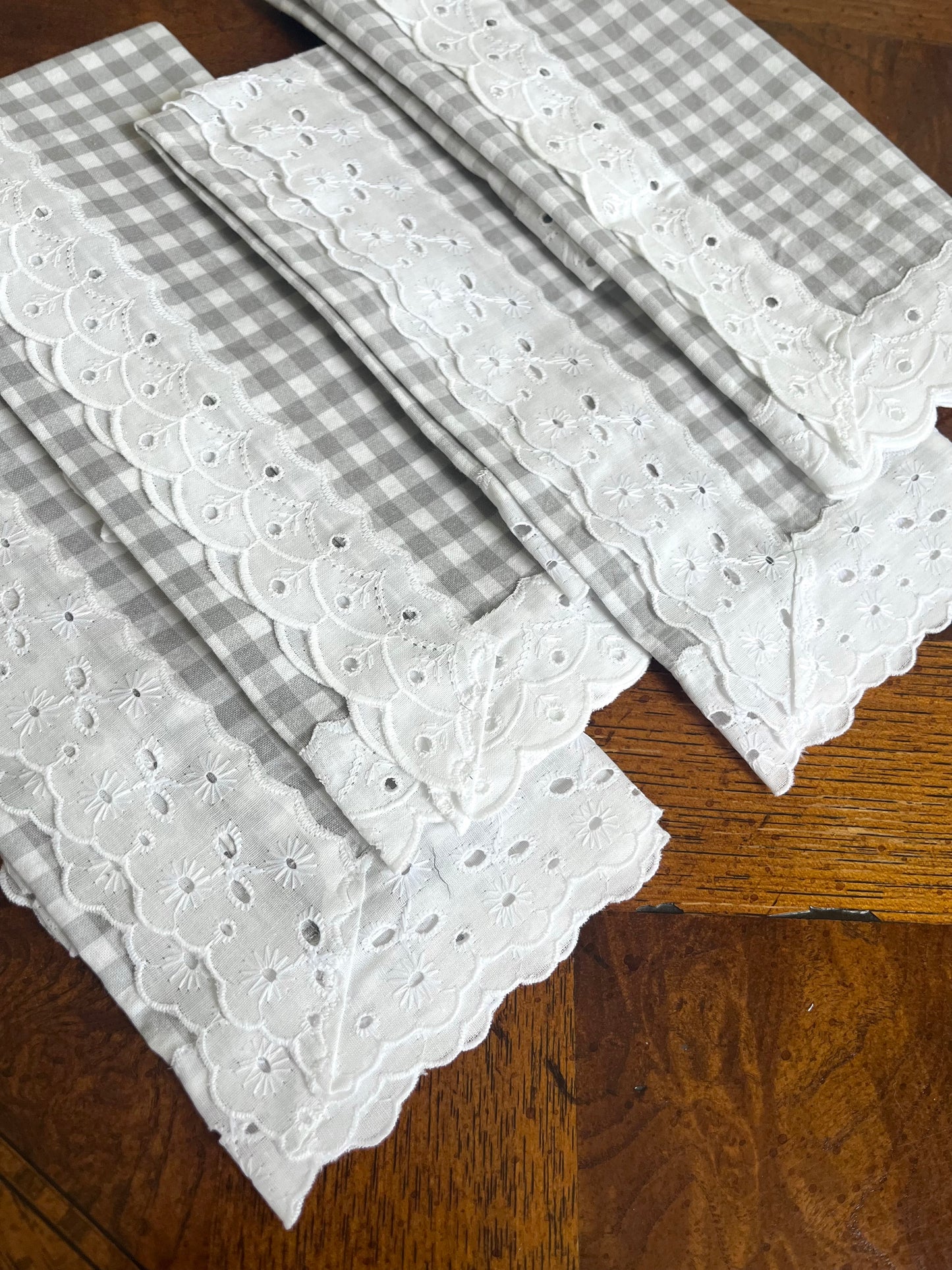 Dinner Napkins in Fog Gingham with Wide Scalloped Lace (Set of 4)