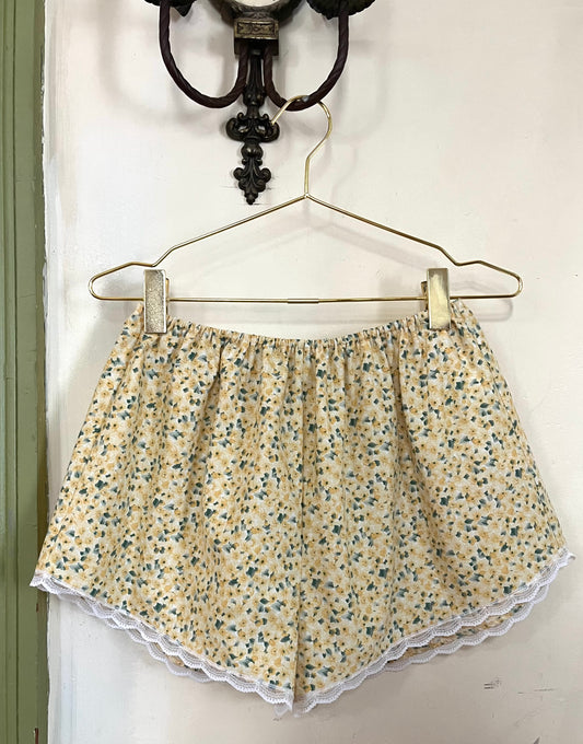 The Bloomer in Buttercup