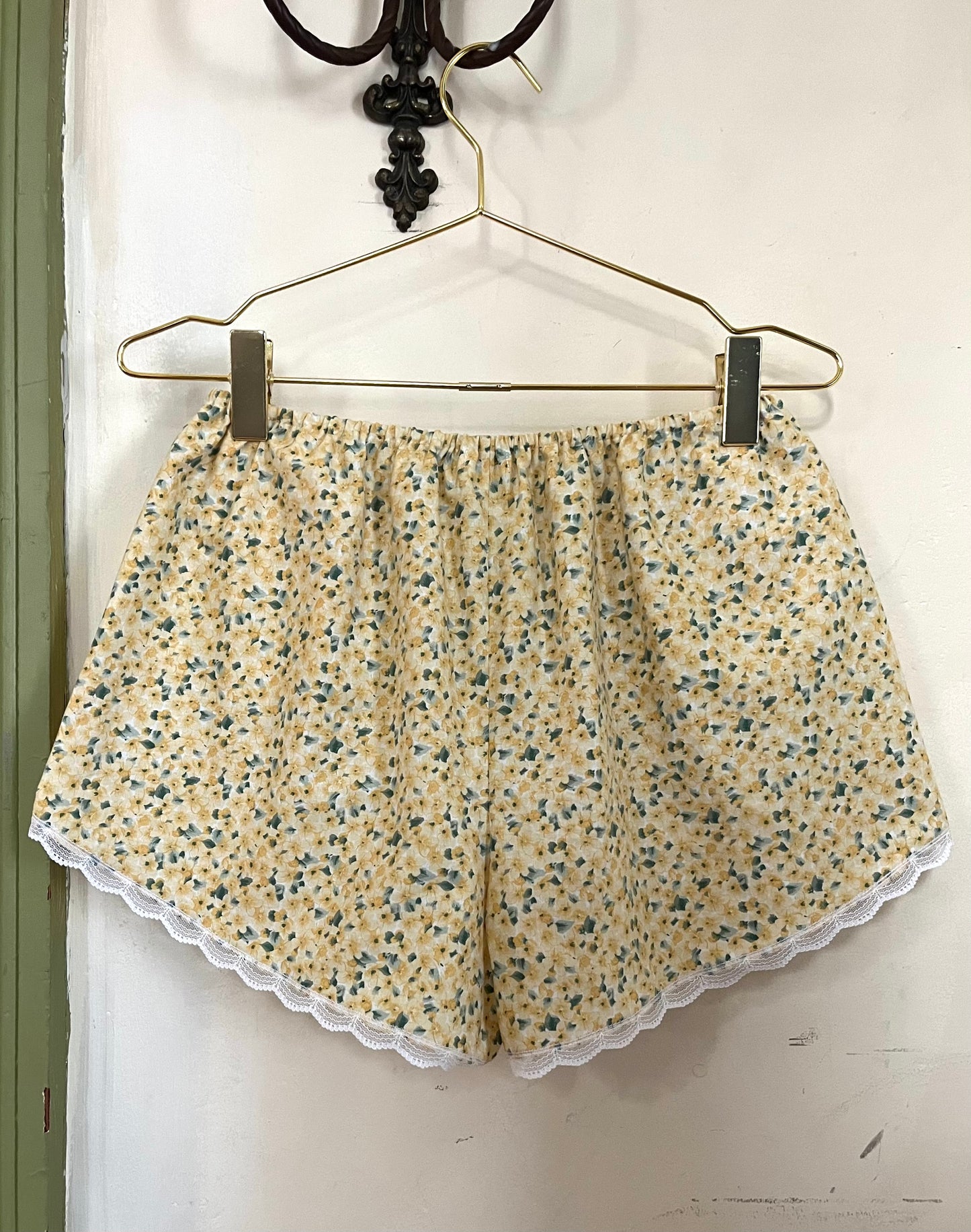 The Bloomer in Buttercup