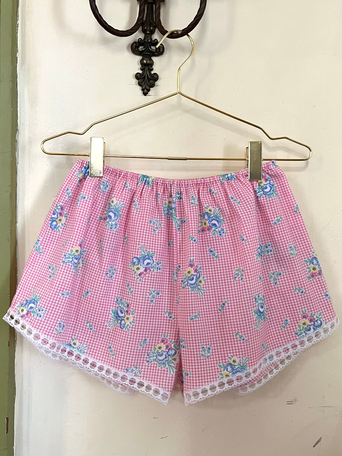 The Bloomer in Camellia Floral Gingham