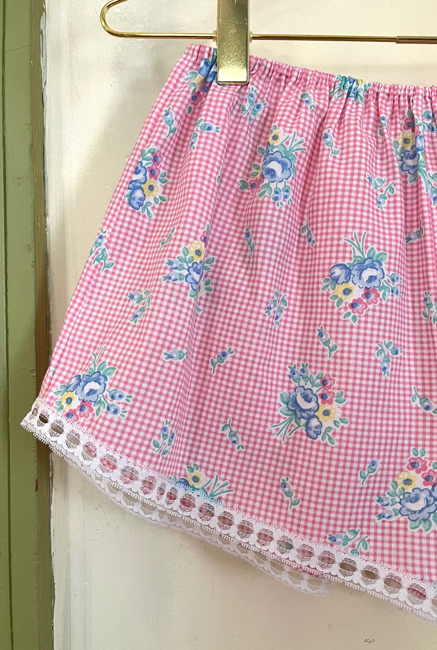 The Bloomer in Camellia Floral Gingham