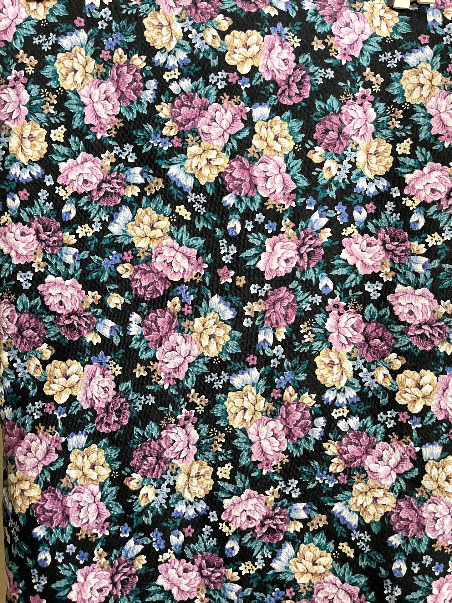 Picnic Short in Night Botanique