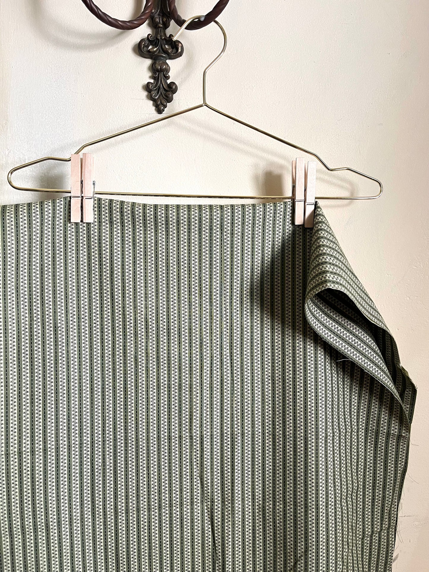 Picnic Short in Olive Stripe