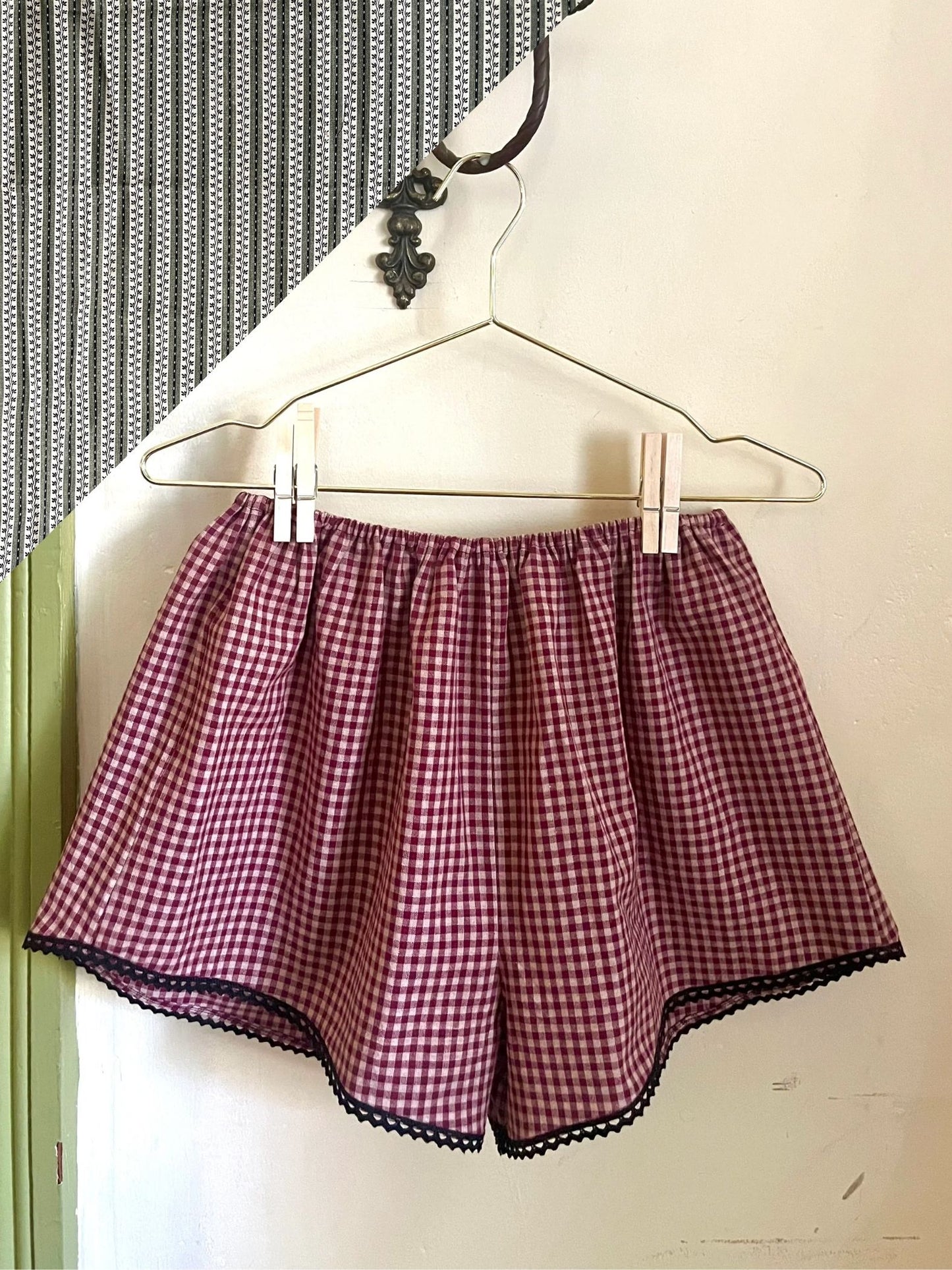 Picnic Short in Olive Stripe